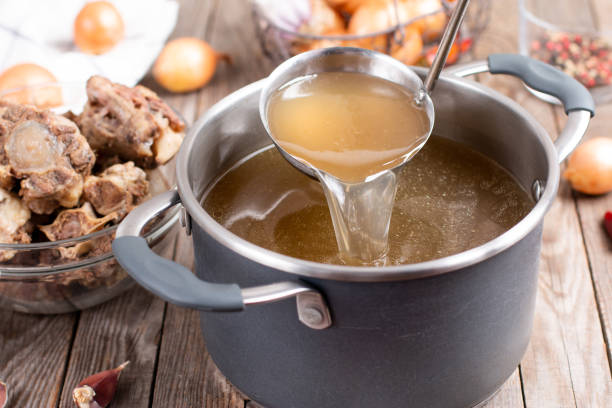 The Benefits of Bone Broth for Pets